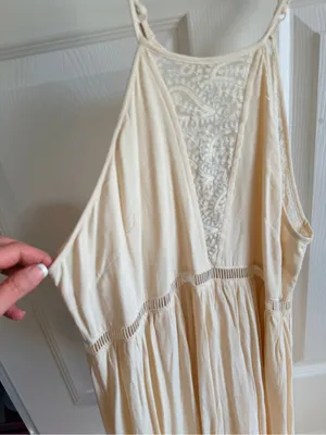 LF NWOT Native Rose Cream Lace-Trim Spaghetti Strap Dress thumbnail 2