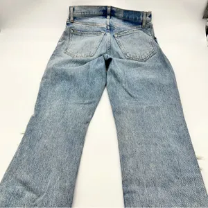 Abercrombie & Fitch Women’s Blue The 90s Straight Ultra High Rise Light Jeans-26 thumbnail 3