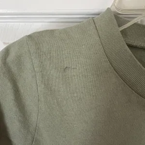 NWT John Galt Light Sage Green Short Sleeve T-Shirt Shirt thumbnail 3