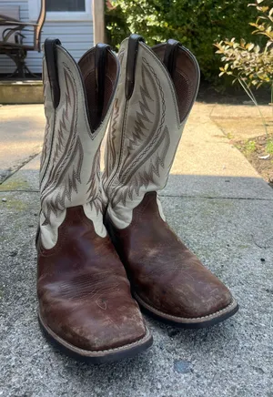 Ariat square toe boots thumbnail 1