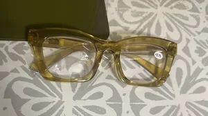 Green Translucent Reading Glasses thumbnail 1