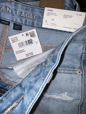 American Eagle Curvy Mom Jeans thumbnail 4