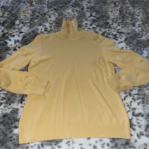Van Heusen Turtleneck Sweater thumbnail 2