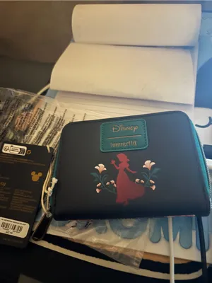 Disney Snow White Zip Wallet - Blue,‎ Red, Pink thumbnail 2