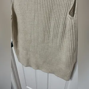 H&M Women's Turtleneck Sweater Sleeveless Wool Blend Vest Tan Size XXL‎ thumbnail 7