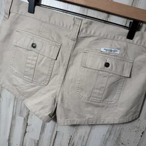 Abercrombie &‎ Fitch Vtg Y2K Khaki Cream Button Mini Micro Short Womens Size 8 thumbnail 2