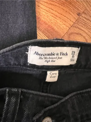 Abercrombie and Fitch 90s Curve Relaxed High Rise Jean Cross Waist Black/Grey 29 thumbnail 5