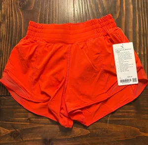 Lululemon Shorts Hotty Hot 2.5" Low-Rise thumbnail 1