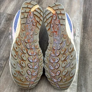 Merrell Trail/Running Shoes size 6 thumbnail 10