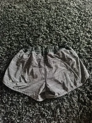 Lululemon Shorts thumbnail 2
