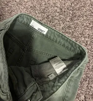 Cropped Flare Jeans thumbnail 3