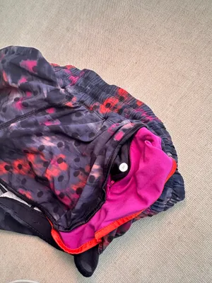 Lululemon Shorts Hotty Hot 2.5" thumbnail 3