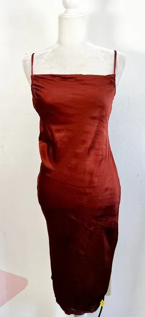 Stark X Brown Satin Midi Dress Sz XS‎ Feminine Romantic Going Out Lola Dress thumbnail 1