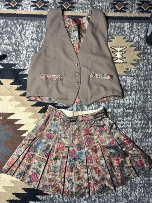 Vintage 90s Darlyn Tapestry Vest & Skirt Suit Set Woven Floral Made in USA Sz 4 thumbnail 1