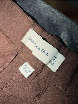 Abercrombie & Fitch Curve Love A&F Sloane Tailored Wide Leg Pant in Dark Coffee thumbnail 9