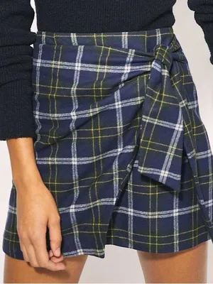 Aritzia Wilfred Wrap-Front Plaid Skirt Wool Cashmere Blend thumbnail 2