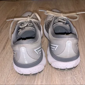 Brooks ghost Grey woman’s 7.5 running shoes thumbnail 8
