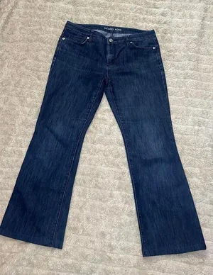 Michael Kors classic medium wash bootcut jeans Size 8 thumbnail 1