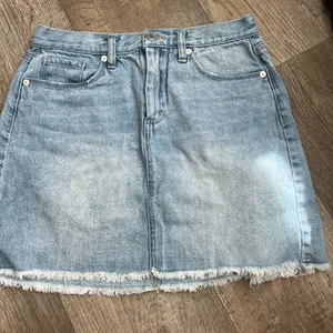Blank NYC denim mini skirt size‎ 26 thumbnail 1