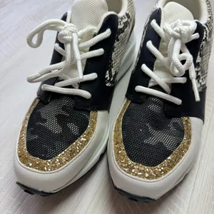Steve Madden Cliff Barra Fashion Wedge Sneakers Black Gold Multi Lace Sequin thumbnail 3