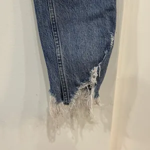 Abercrombie & Fitch High Rise Distressed Frayed Hem Skinny Jeans Size 27/ 4 thumbnail 3