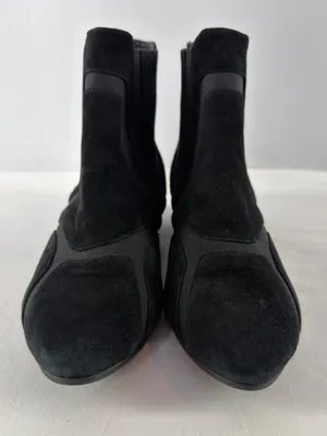 Neiman Marcus Point Toe Suede‎ Design Ankle Booties in Black Size 9 thumbnail 2