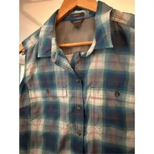 Eddie Bauer Flannel Button Down Large thumbnail 2