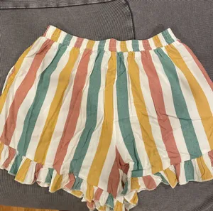 American Eagle Flowy Shorts thumbnail 2