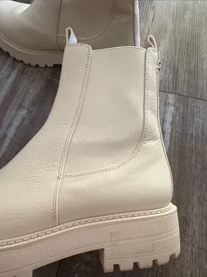 Sam Edelman Laguna Chelsea Boots size 10 thumbnail 6