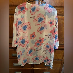 NWOT Floral Sheer Kimono Cardigan Open Front S/M (Fits Like L) Boho Lightweight thumbnail 3