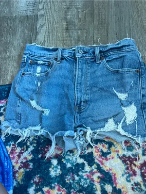 Abercrombie the mom High-Rise Distressed Denim Shorts - Blue thumbnail 3