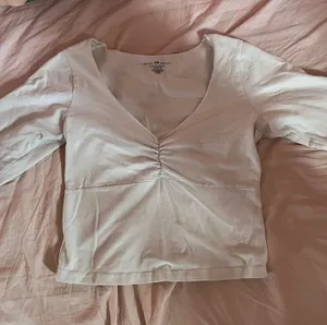 Brandy Melville Gina Top thumbnail 1
