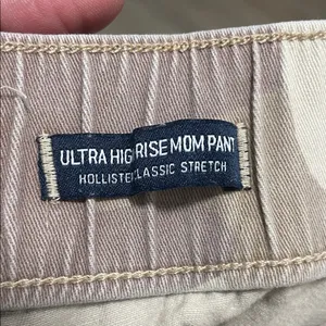 Hollister Camouflage Ultra HighRise Mom-Waisted Pants thumbnail 8