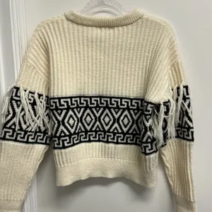 Cream and Black Geometric Pattern Fringed Sweater Size M thumbnail 2