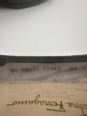 Salvatore Ferragamo Size 8.5 Black Croc Embossed Faux Leather Wedge Flats thumbnail 14