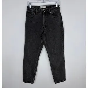 Abercrombie &‎ Fitch The Mom High Rise Jean Curve Love Black Denim Size 26/2 thumbnail 2