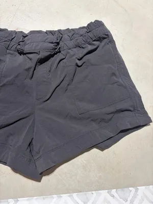 Athleta Black Women’s nylon Elastic Waist Shorts 10 thumbnail 3