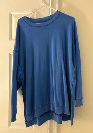 American Eagle Sweatshirt thumbnail 1