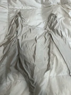 Babaton Contour Aritzia Bodysuit Long Sleeve thumbnail 2