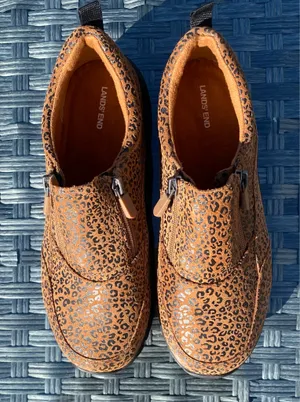Lands' End Woman’s low rise boots thumbnail 2