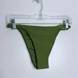 NWT Zara Green Bikini Bottom Year 2025 Size‎ X-Small thumbnail 2