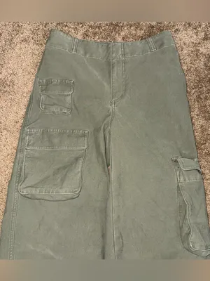 Aritzia TNA Wide Leg Cargo Pants Army Green Baggy Streetwear Contemporary Size 2 thumbnail 3
