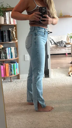 Abercrombie High-Rise Curve Love Jeans thumbnail 2