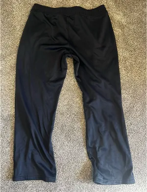 Under Armour sweats  thumbnail 1