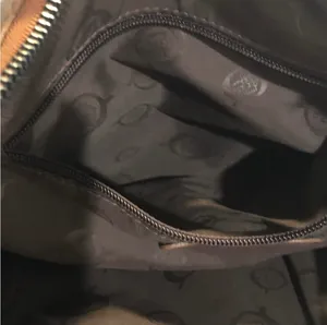 Born Shoulder Bag thumbnail 8
