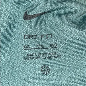 Nike Dri-Fit Shorts thumbnail 3