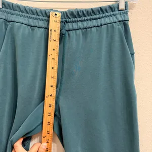 Lululemon Softstreme High-Rise Straight-Leg Pant in Storm Teal W5GHZS Size 6 thumbnail 13