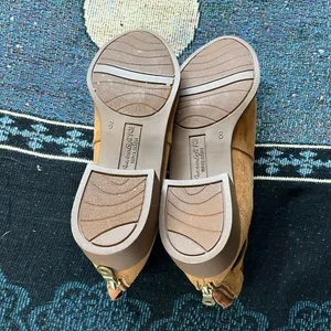 American Eagle Tan Ankle Booties Suede SZ 8 Heels Pumps Minimalist Casual Y2K thumbnail 9