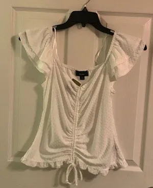 B•wear top thumbnail 1
