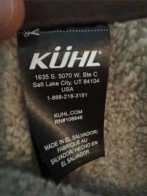 Kuhl Women's Dani Sherpa Vest in brown Medium thumbnail 5